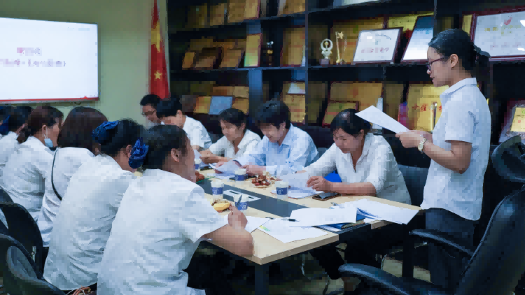 百尺桿頭再躍進——保潔管理組培訓現(xiàn)場直擊